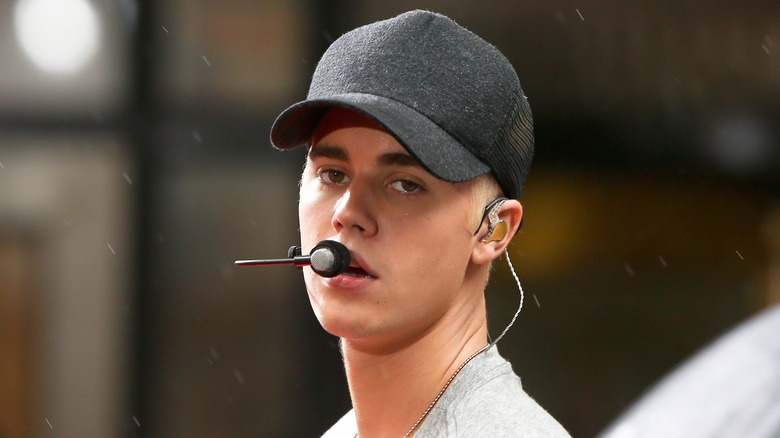   Justin Bieber se apresentando