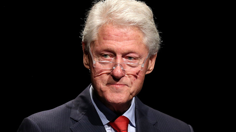 Bill Clintons historie med Jeffrey Epstein, forklart