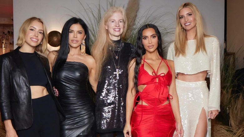   Kim Kardashian, Ivanka Trump und Freunde