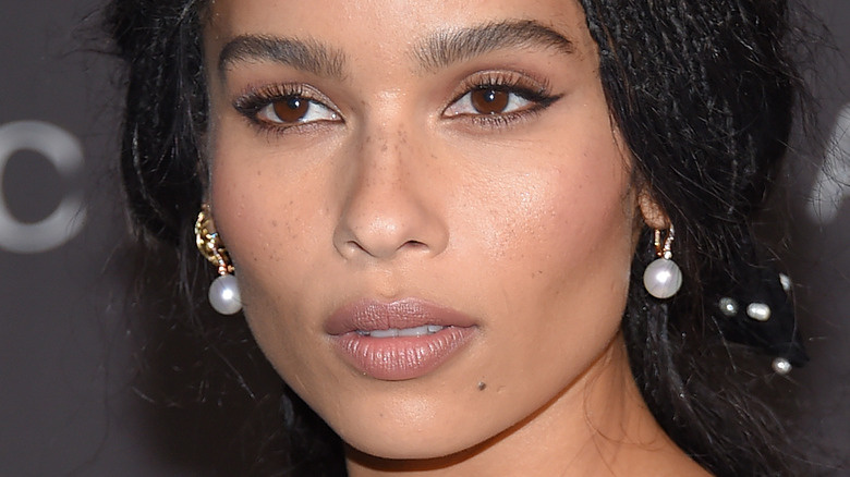 Jak se Zoë Kravitz doopravdy cítí, že má slavné rodiče