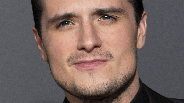 Com Jennifer Lawrence va noquejar a Josh Hutcherson al set dels jocs de la fam