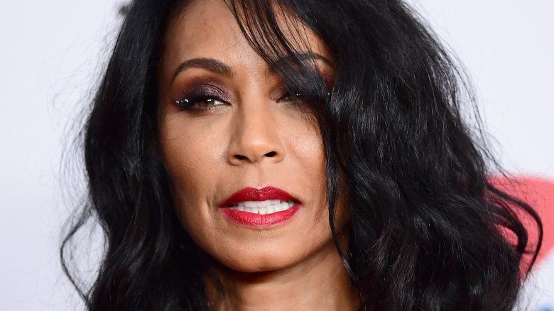 Kas už Jada Pinkett Smith plaukų slinkimo?