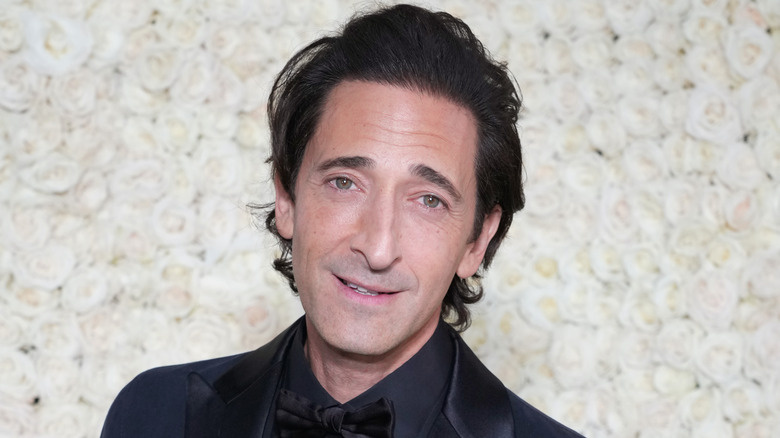   Adrien Brody poserar