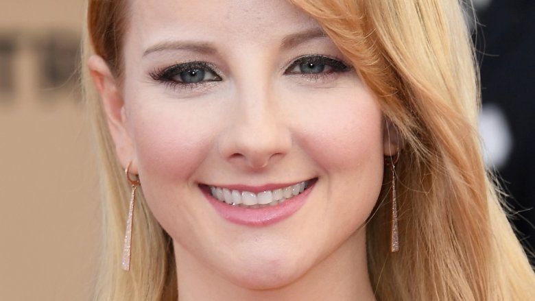 Didžiojo sprogimo teorijos dalyvė Melissa Rauch sveikina pirmąjį vaiką