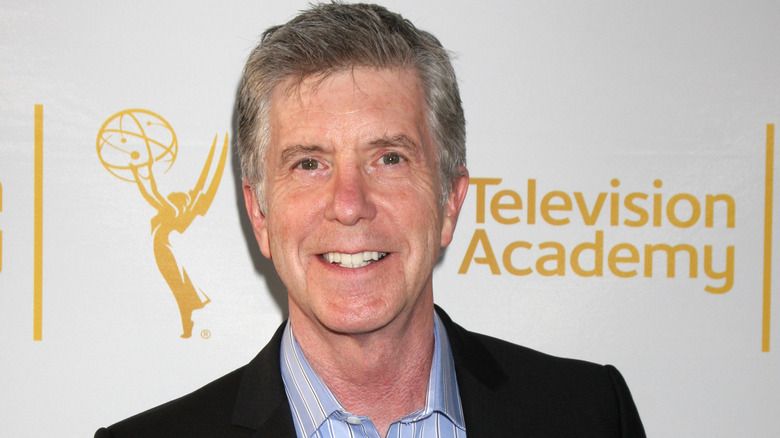 Tom Bergeron odijelo