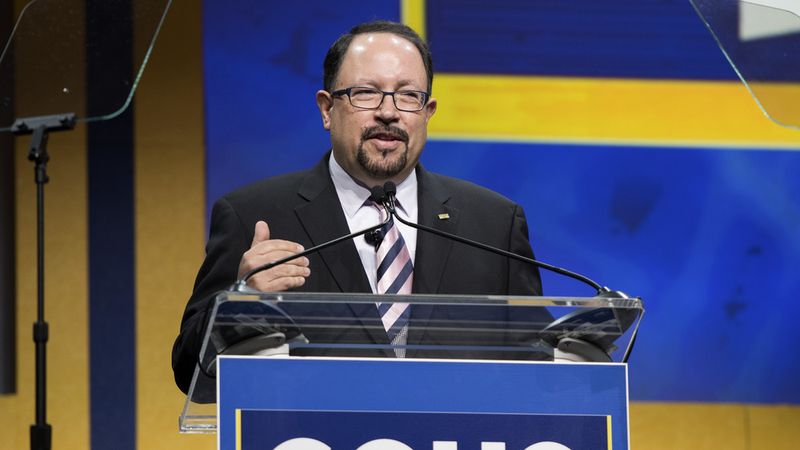 El CEO de Goya, Bob Unanue, al podi