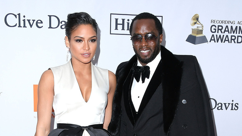   Cassie a Sean Combs společně pózují