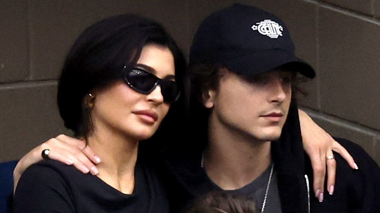 5 vezes que Timothée Chalamet e Kylie Jenner fizeram as malas no PDA
