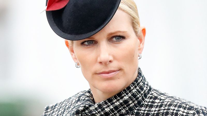 Zara Tindall s ozbiljnim izrazom lica