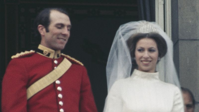 Mark Phillips a princezna Anne v den jejich svatby