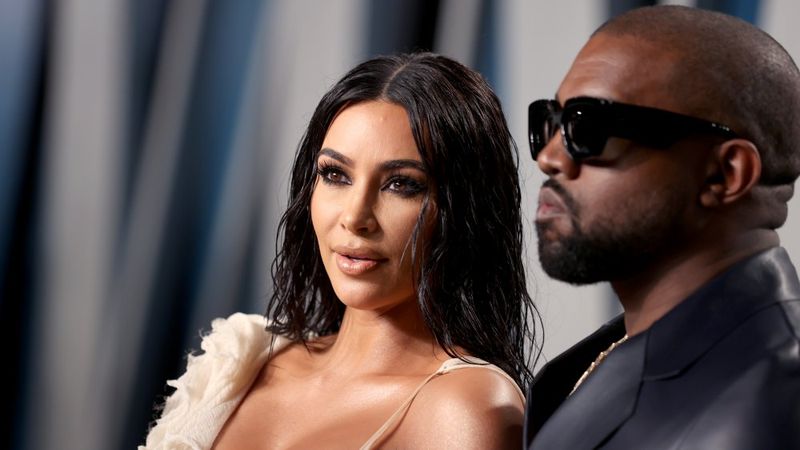 Verdient Kim Kardashian mehr Geld als Kanye West?