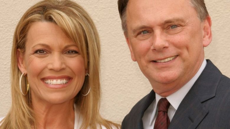 Inilah Yang Dilakukan Pat Sajak Dan Vanna White Sebelum Wheel Of Fortune