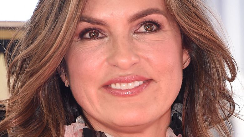 Mariska Hargitay Debra Messing Holivudo šlovės alėjos žvaigždės ceremonijoje 2017 m