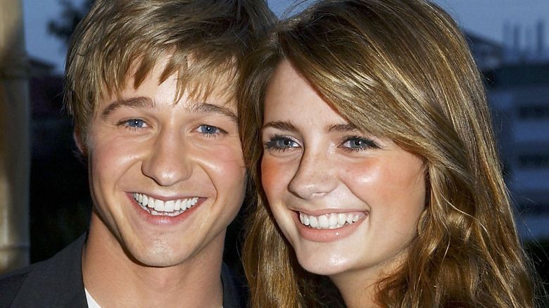 Mischa Barton i Ben McKenzie se smiju